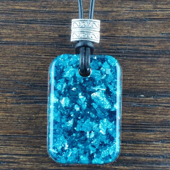 Red Jasper Stardust Orgonite Pendant - Picture 1 of 2